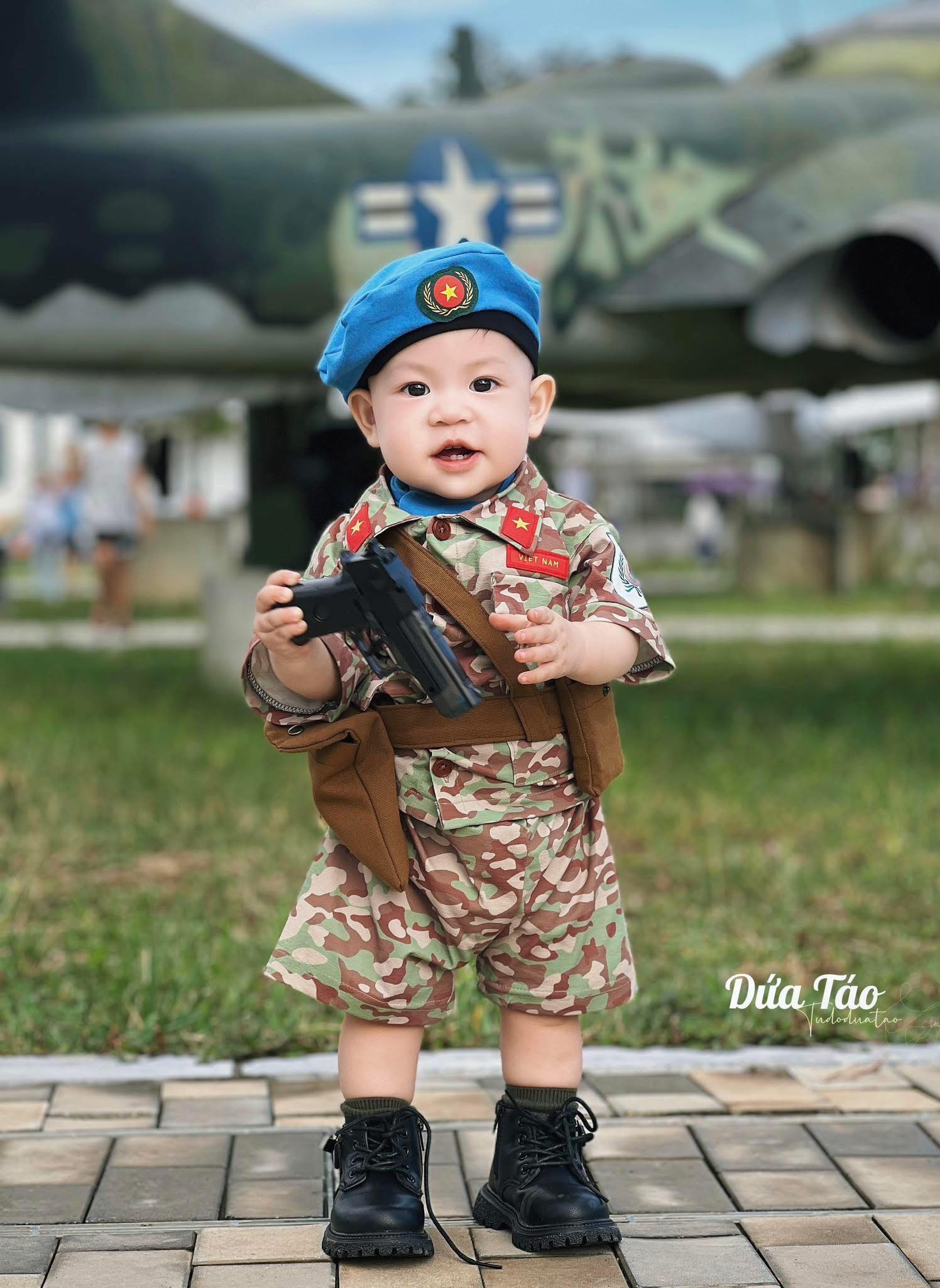 Anh Đào - Em thiết kế mẫu ll gghb này cho các bé từ 0-4t,... | Facebook