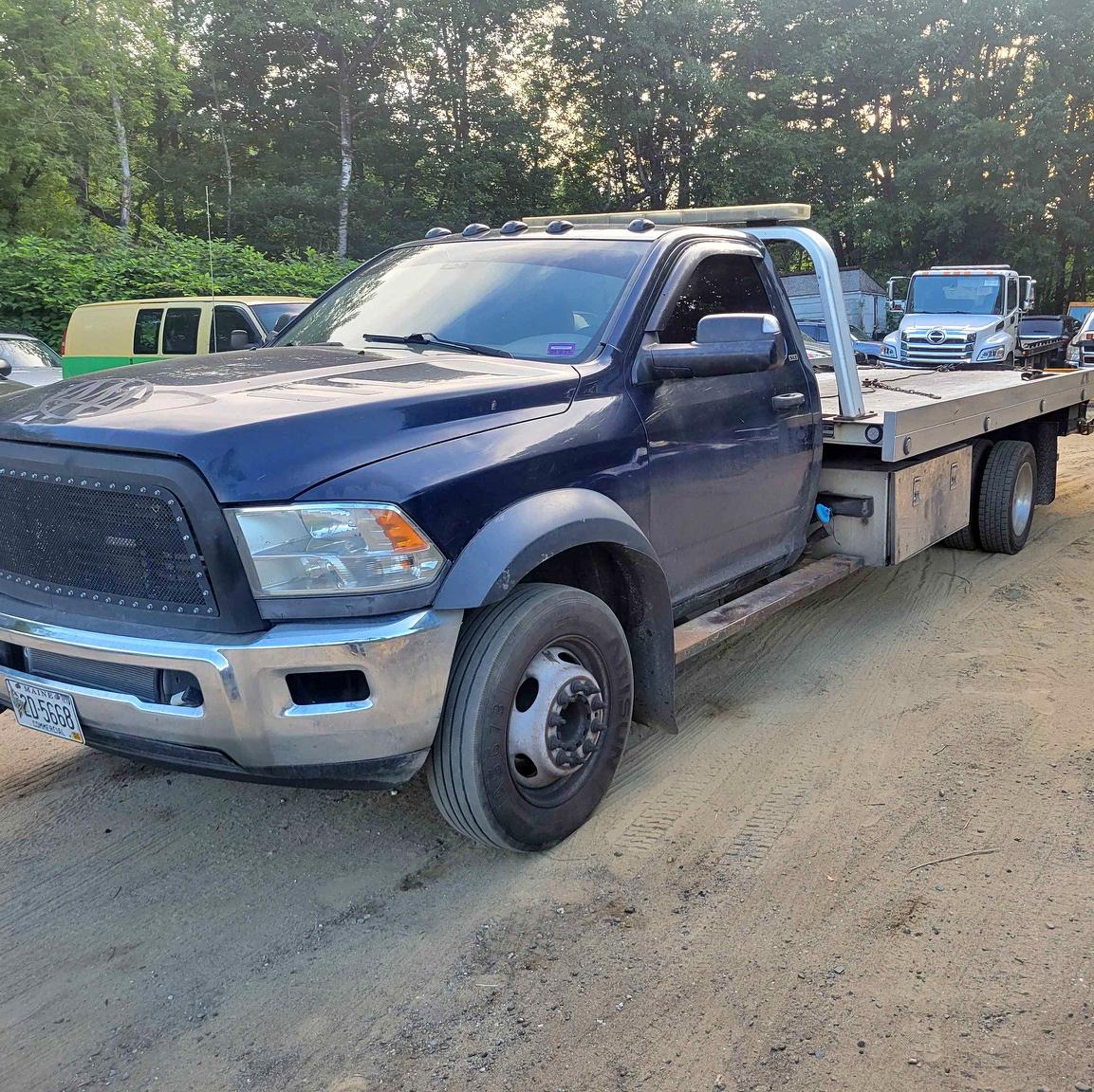 2012 Dodge Ram 5500 Regular Cab & Chassis · SLT Cab & Chassis 2D