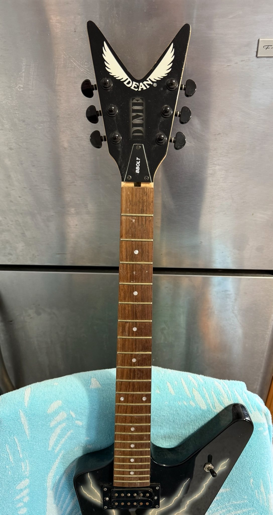 Axe upgrade with EMG pickups and electronics