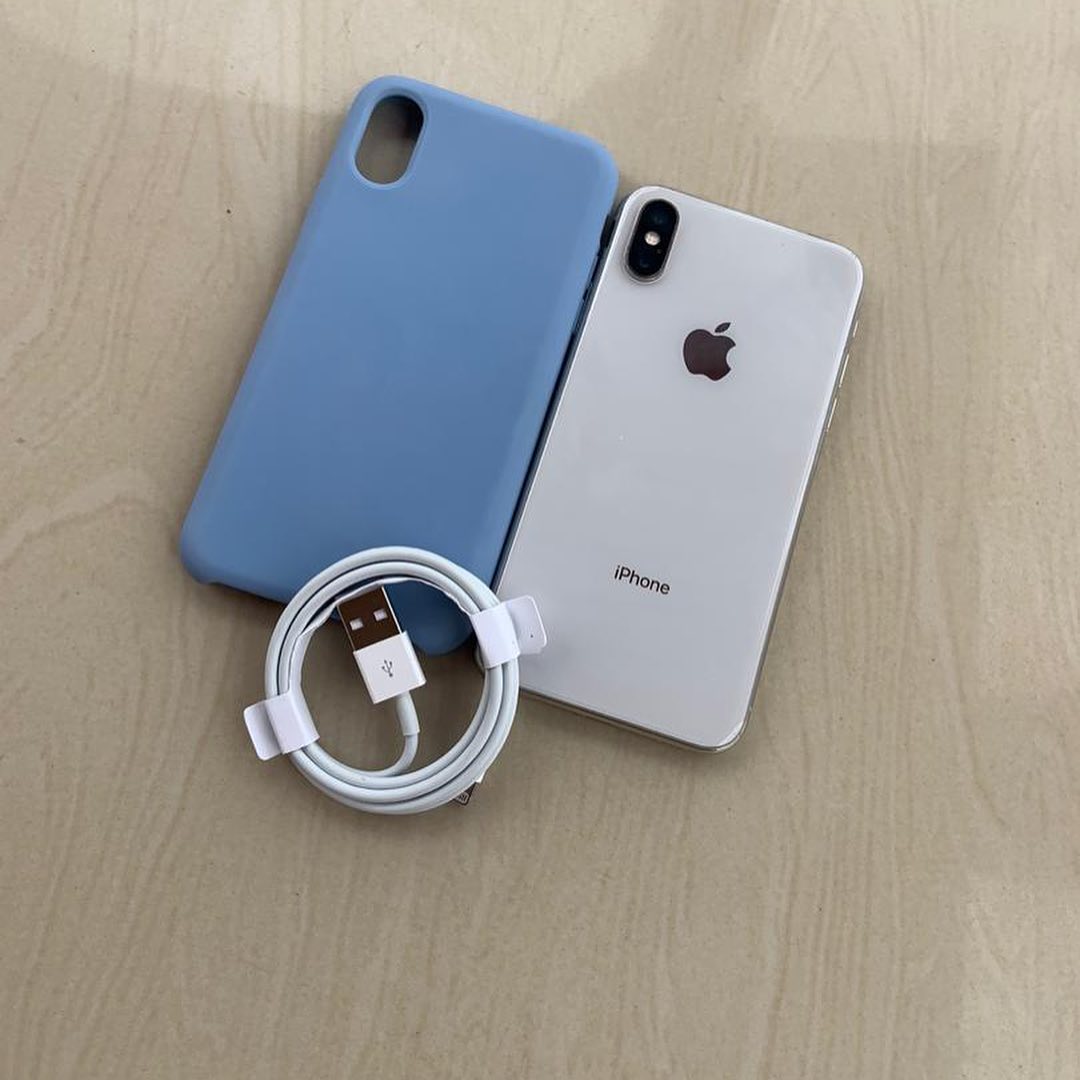 iPhoneXSMax 256GB シルバー 【公式通販】