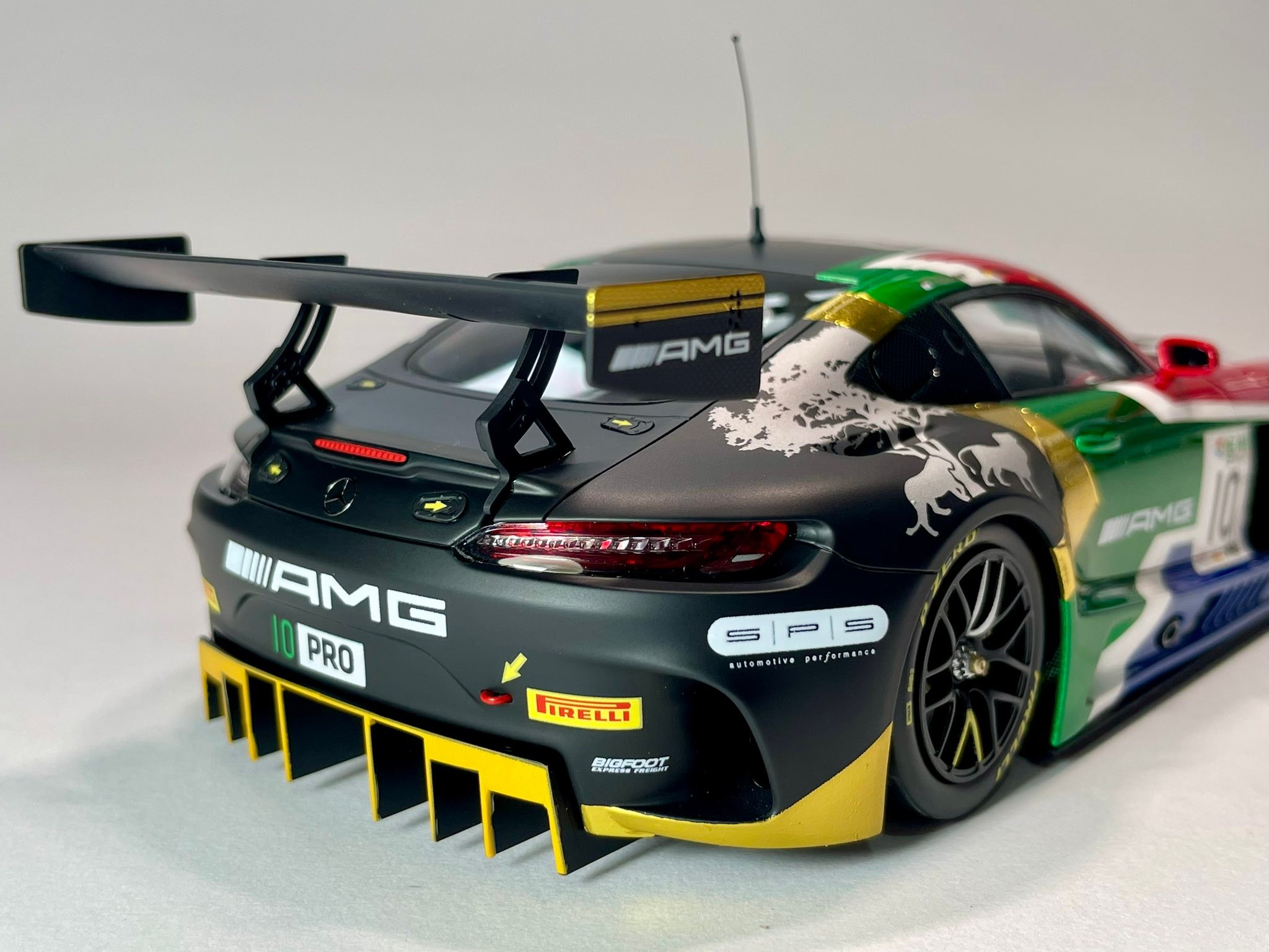 Tamiya 1/24 Mercedes AMG GT3 Kyalami 9hr 2019 model build