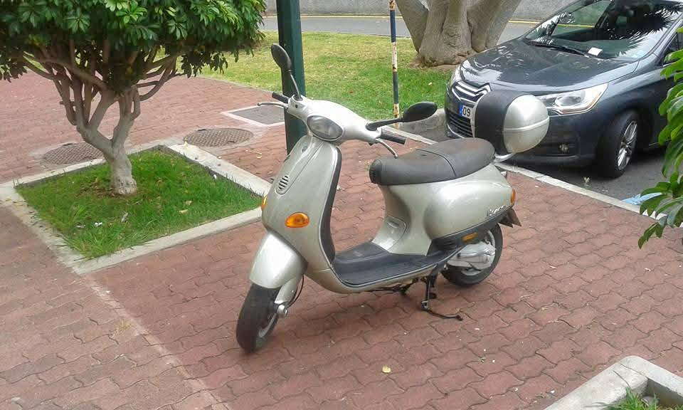 3 Pneus Pneumatiques Pour Piaggio VESPA 50 2.75.9