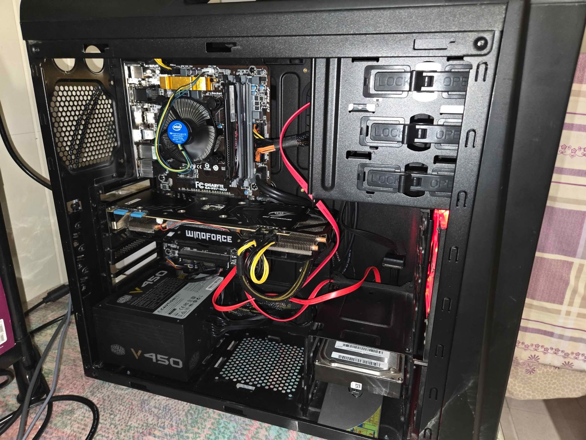 Old spare parts PC - Desktop Computers - Brisbane, Queensland ...