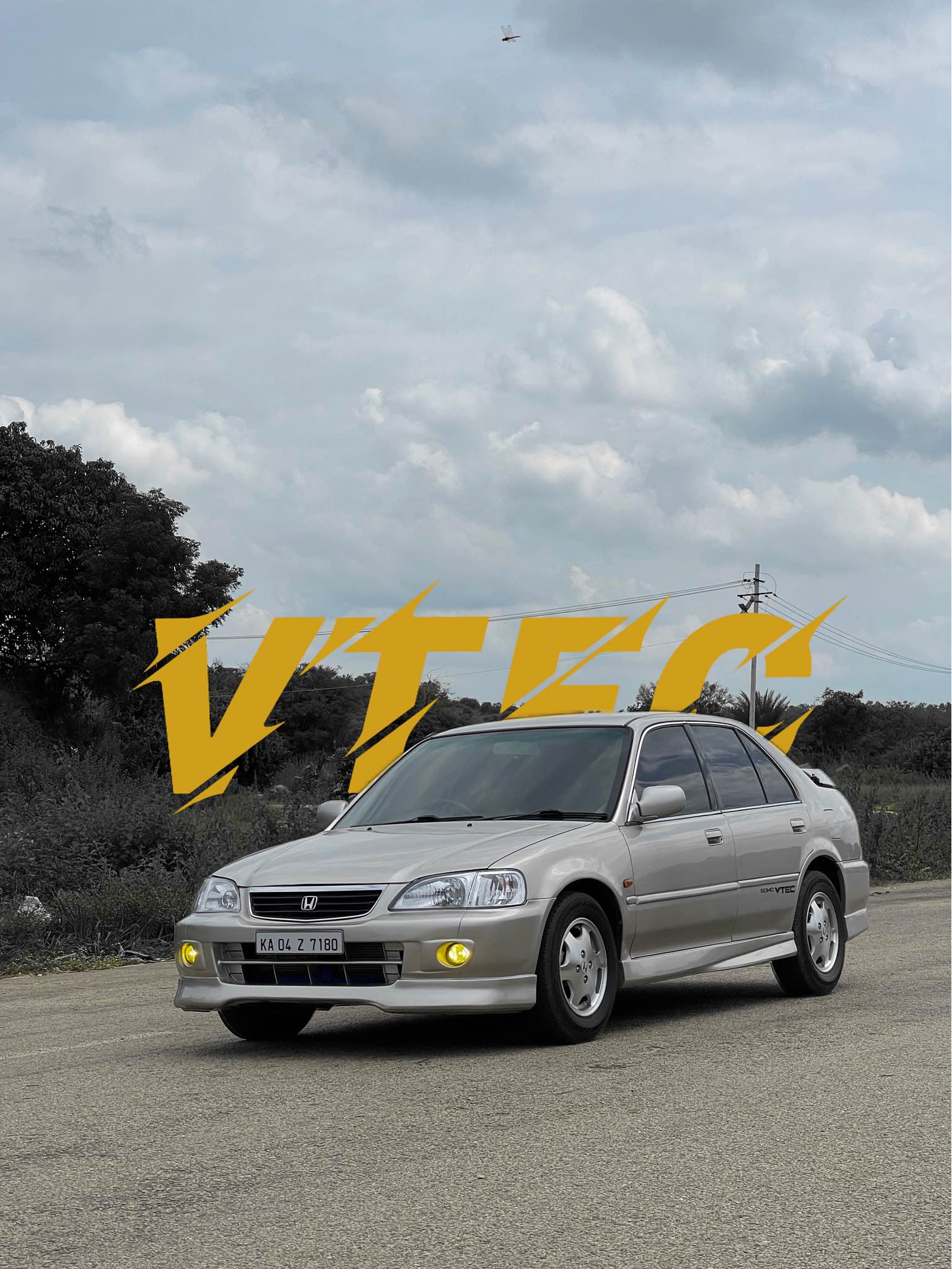Honda CITY VTEC ( original) stock with 💯 % OG SPARES OWNER : 3rd