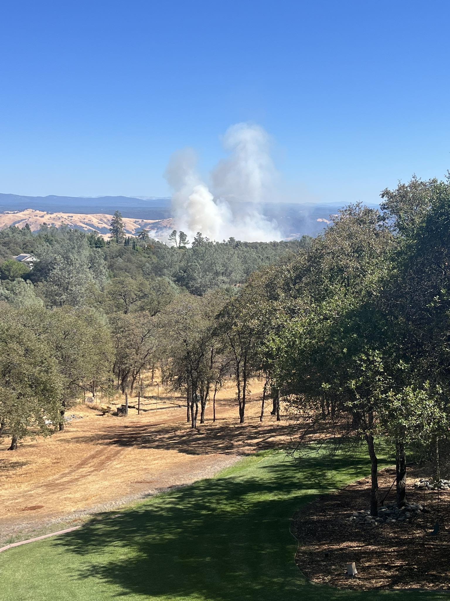What's happening on the Divide? | Fire reported in Pilot hill area ...