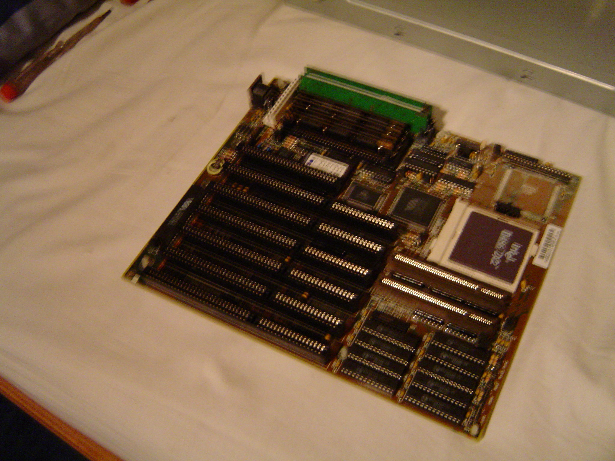 First computer: Pentium 2 with 32mb ram and Windows 95