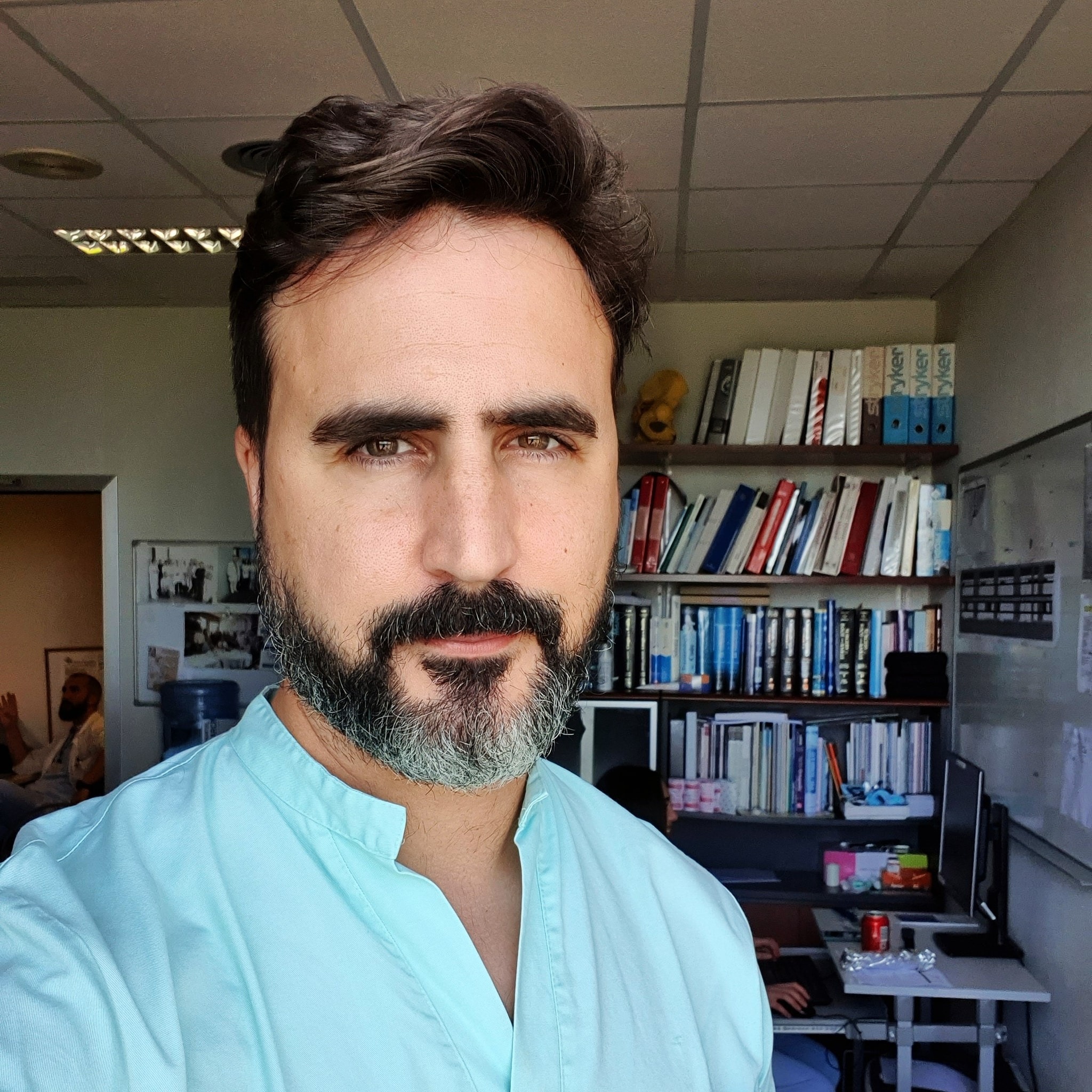 💥 “Doctor, me duele... - Dr Ramón Navarro Ortiz Traumatólogo | Facebook