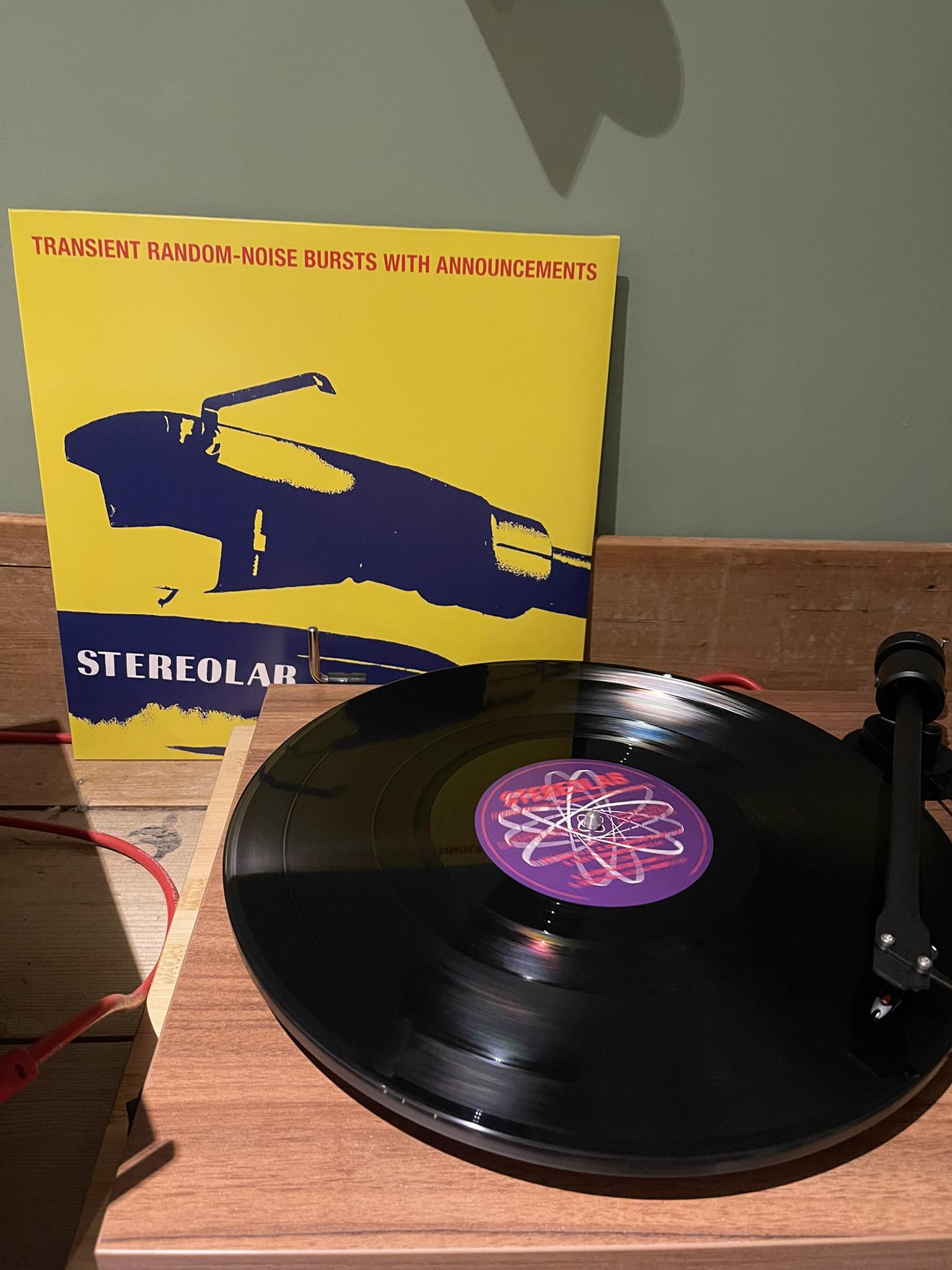 Stereolab's transient random-noise bursts album review