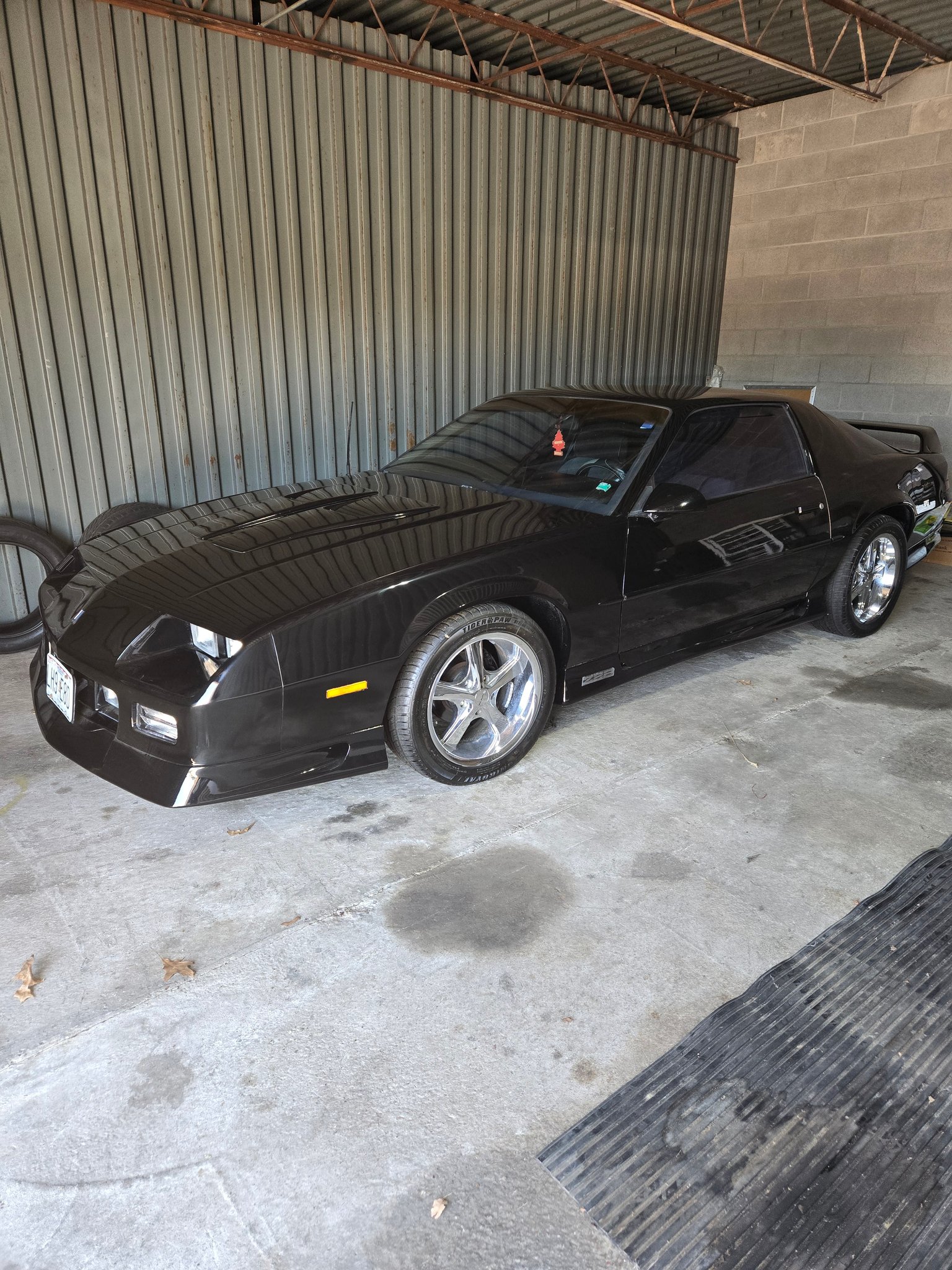 For sale; 1991 Z-28. Second owner $20,000