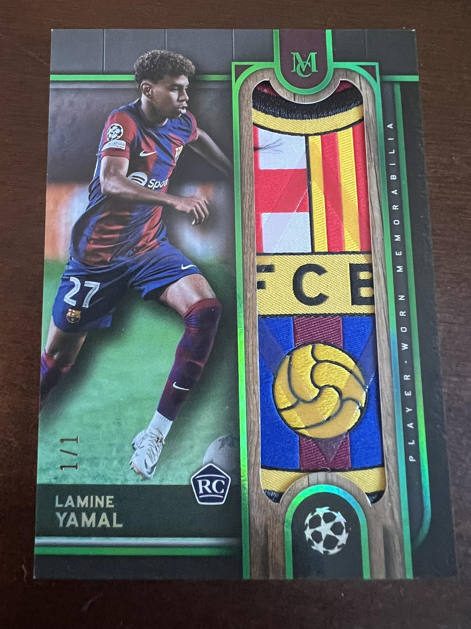 First 1/1 card with Lamine Yamal patch