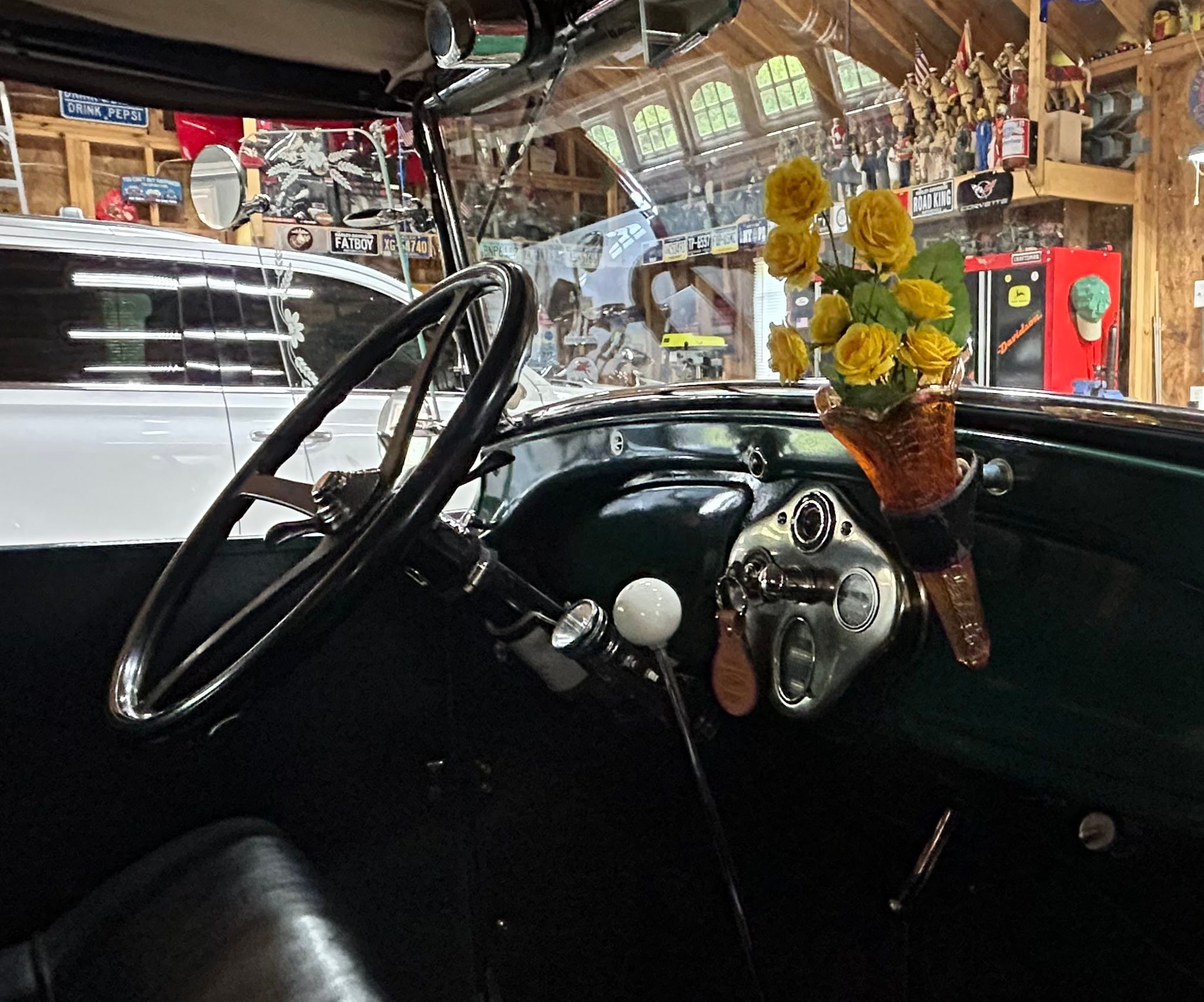Vintage Car Flower Vase for 1929 Ford Model A Roadster