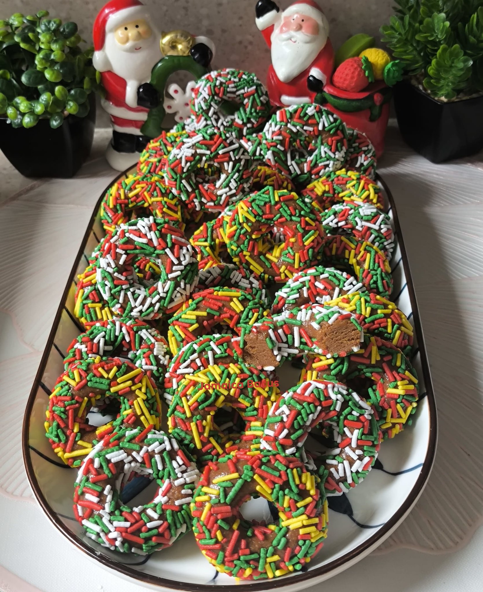 Jamaica Bacus - No Bake Graham Christmas Donuts Recipe | Facebook
