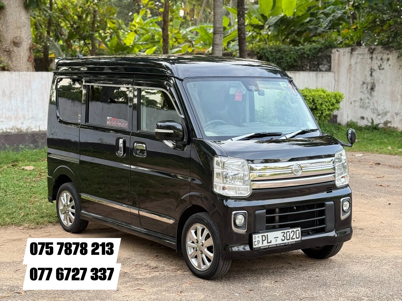 はく Suzuki van for sale with eco mode and xenon lights