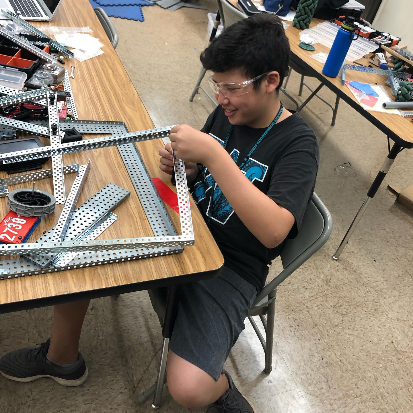 ビーストアカデミー Vex robotics team 96789z from Mililani, Hawaii