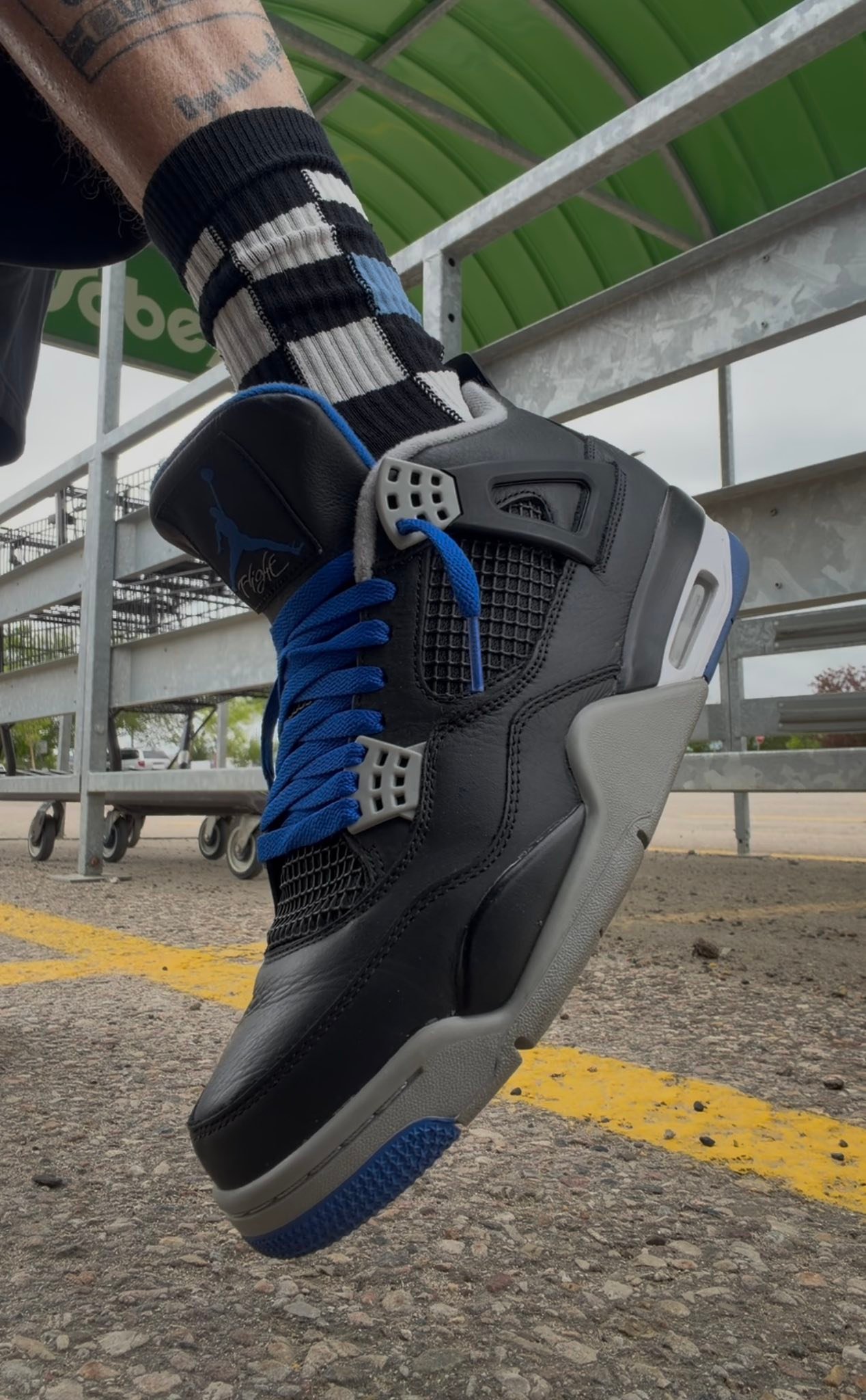 Jordan 4 Motorsports alternate for today