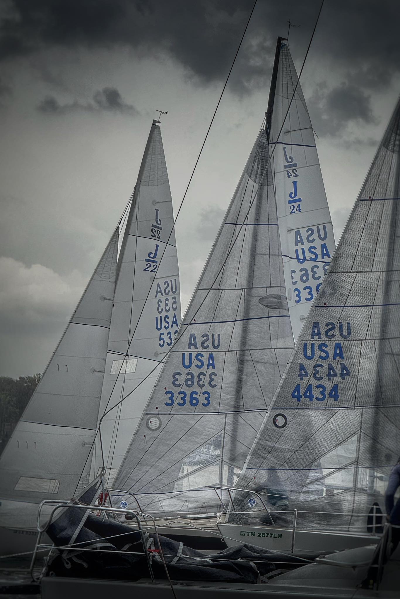 Lake Lanier Sailing Club keelboat fleet Saturday outing
