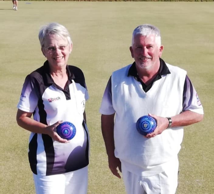 Old Selbornian Bowling Club - East London - Team Drakes Pride! 😁 | Facebook