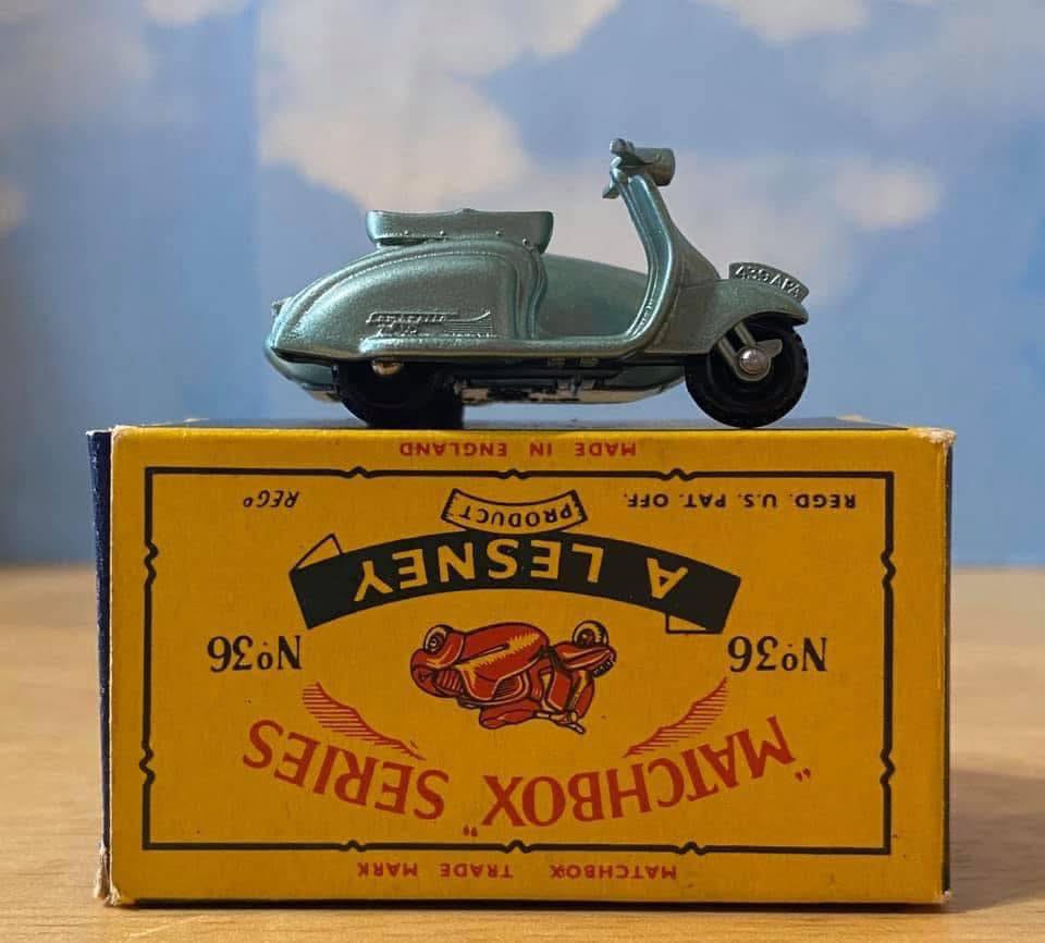 Lesney / Matchbox #36 1961 Lambretta with Sidecar