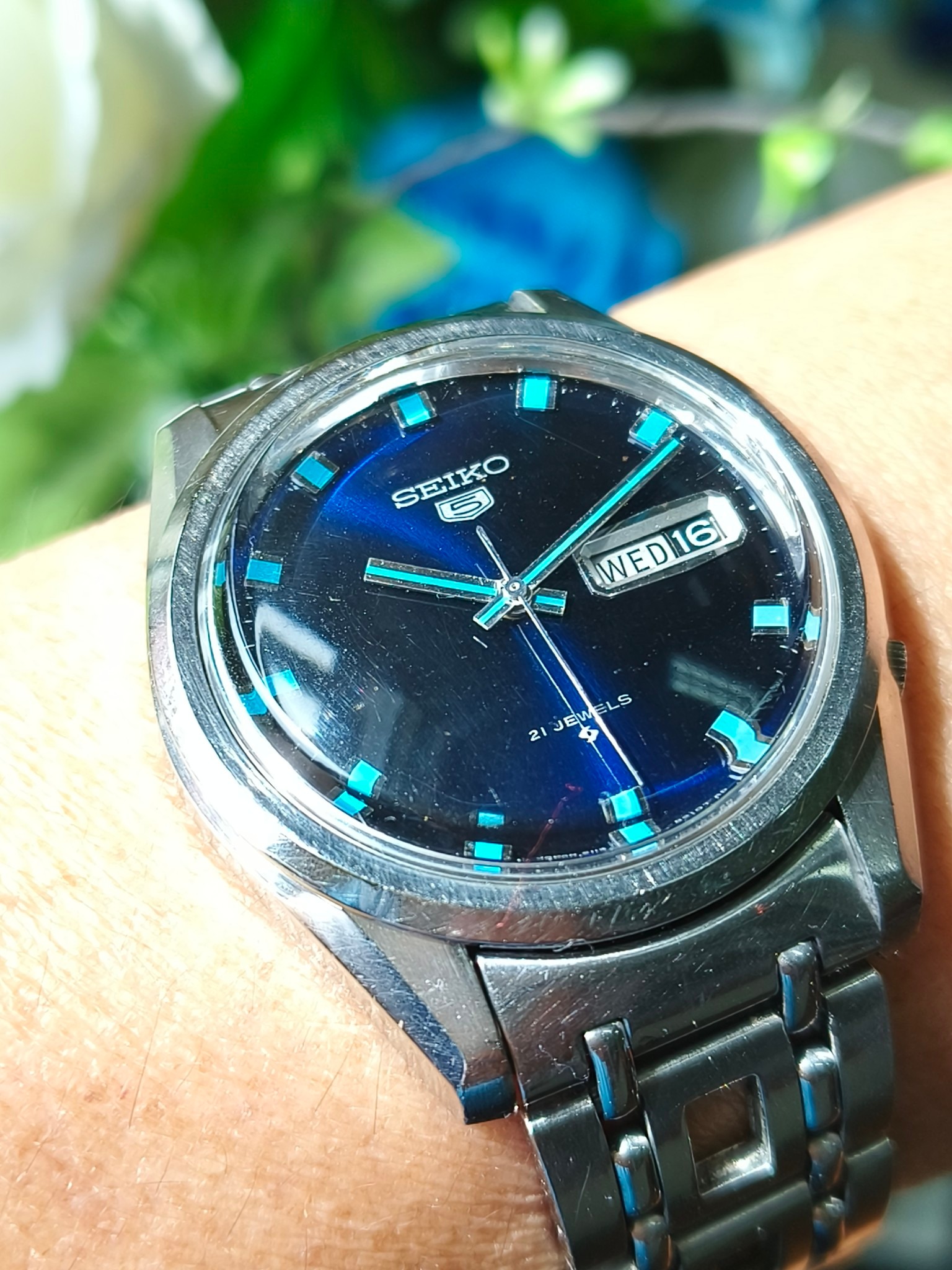 Vintage 1970s Seiko 5 Sports 6319-8070 watch