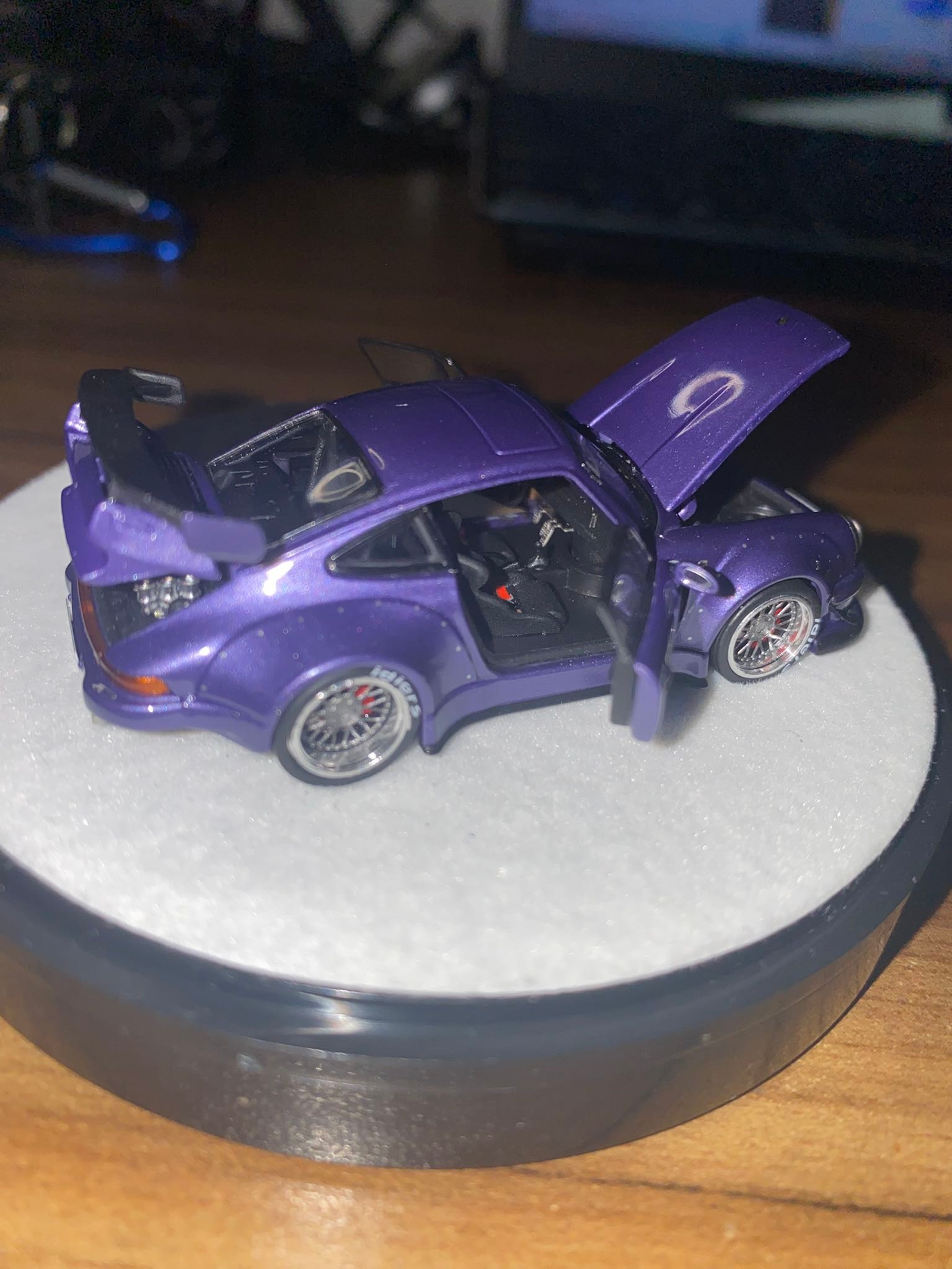 PREORDER PGM 1/64 RWB 930 Violet Purple PGM-640207 (Approx 