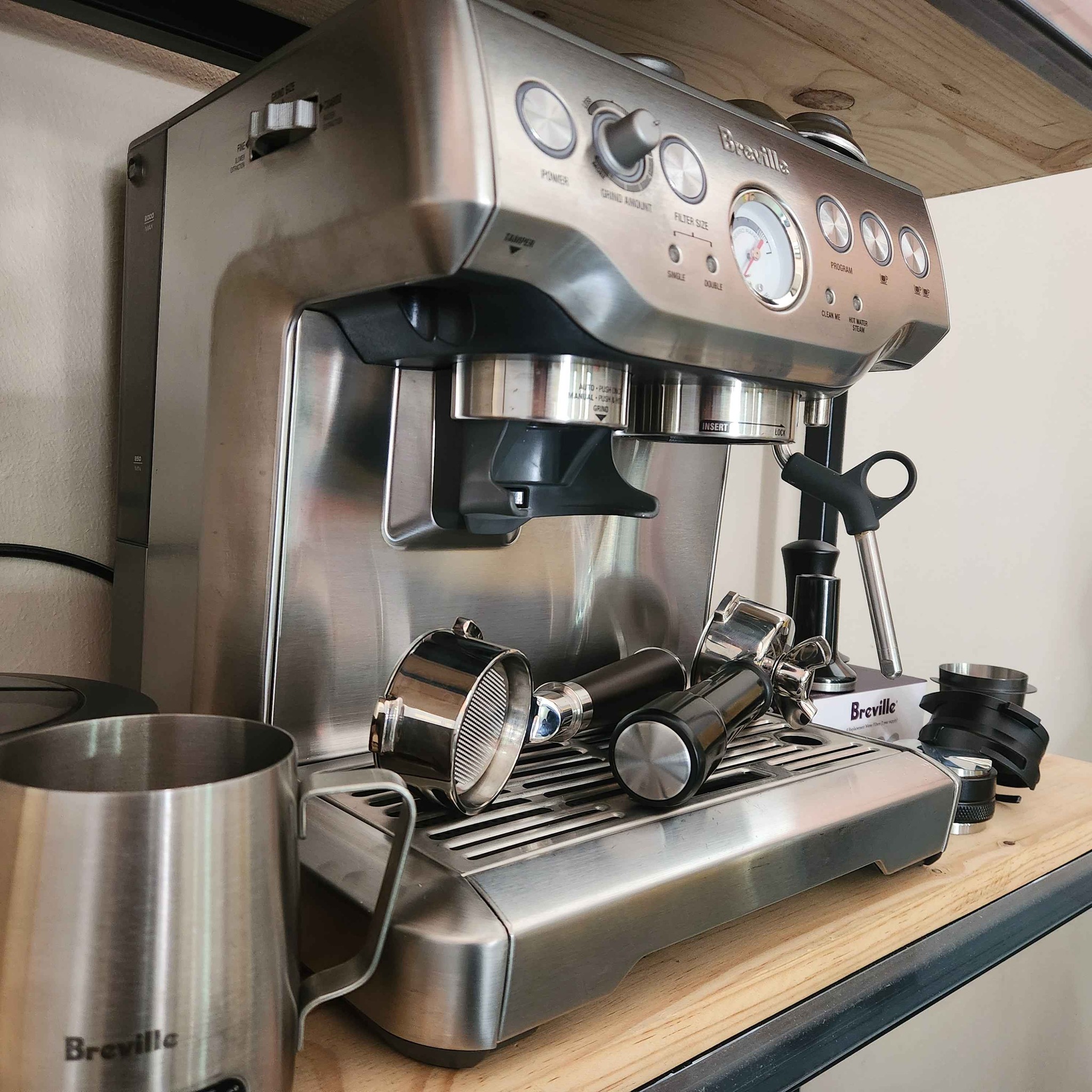 Breville BES870A Barista Express Espresso Machine - Espresso Machines ...