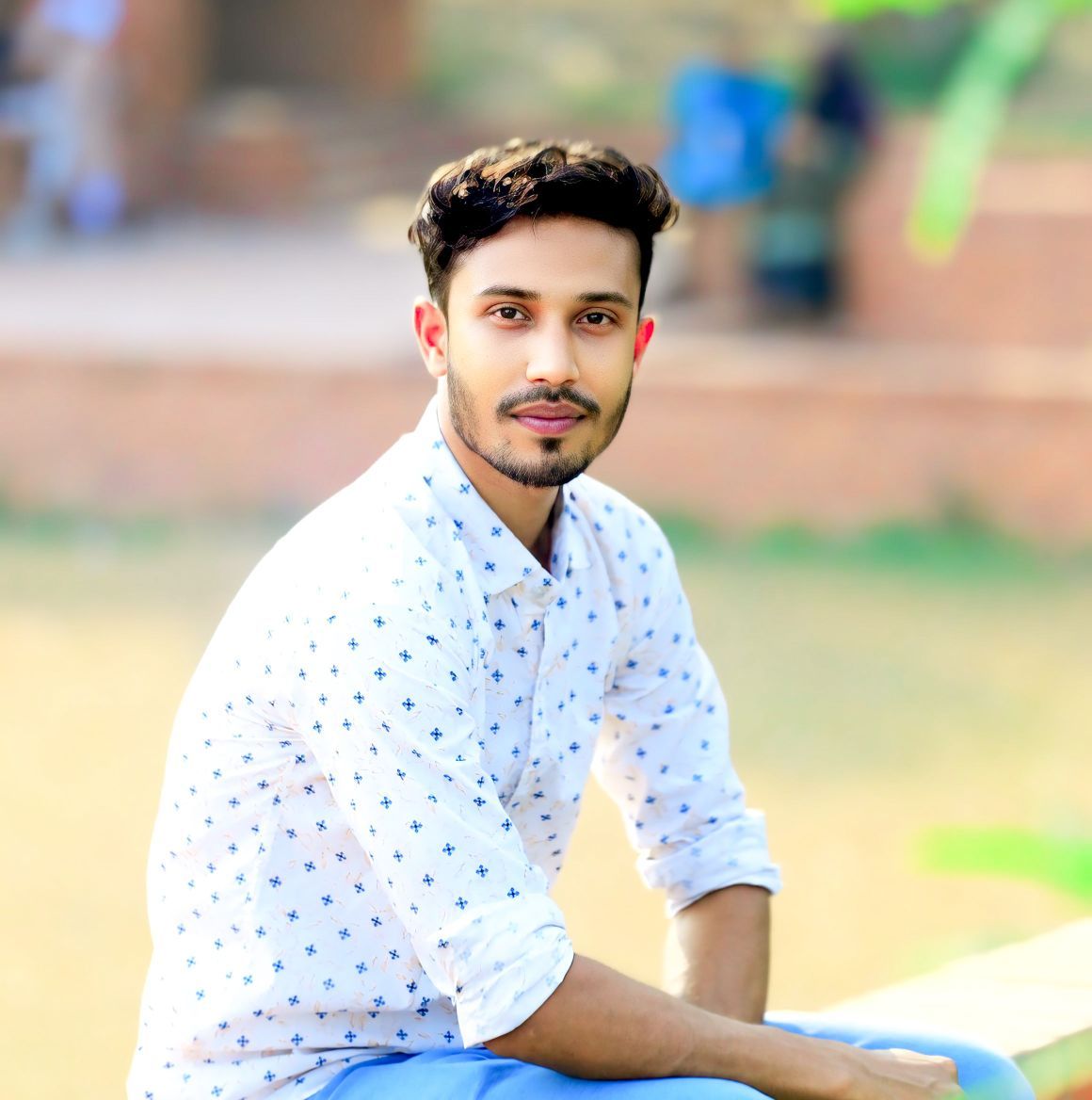 D R Dolon