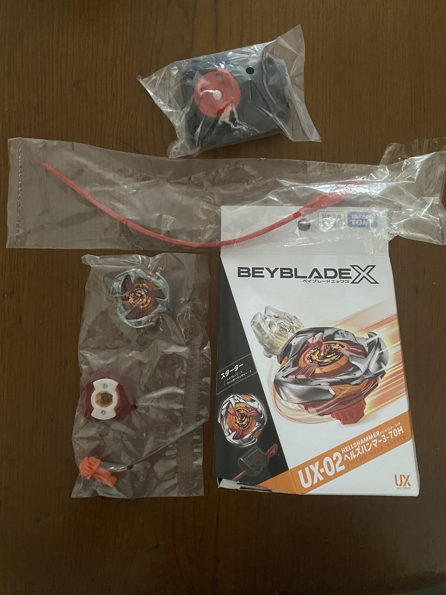 Episode 37 | Unboxing | BX-00 Gold Hells Scythe 4-60T | Beyblade X display picture 1