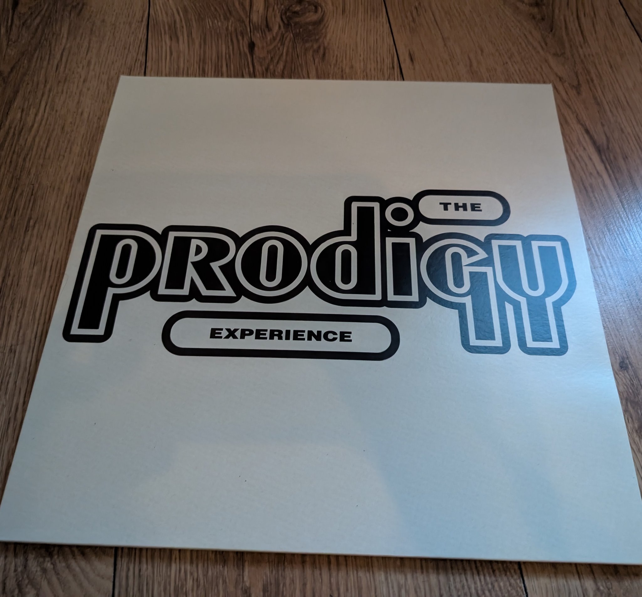 Spilla Smaltata The Prodigy Experience &ndash; Distintivo In Metallo E Smalto, Ispirata Agli Anni '90