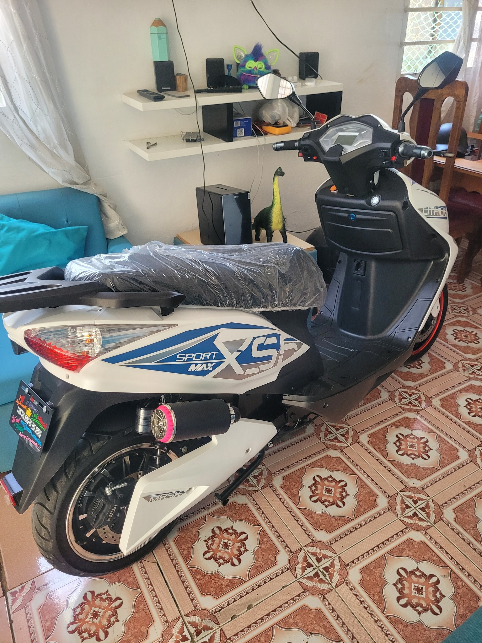 Se vende moto electrica murasaki xs6 caja votol 70 bateria de 72v