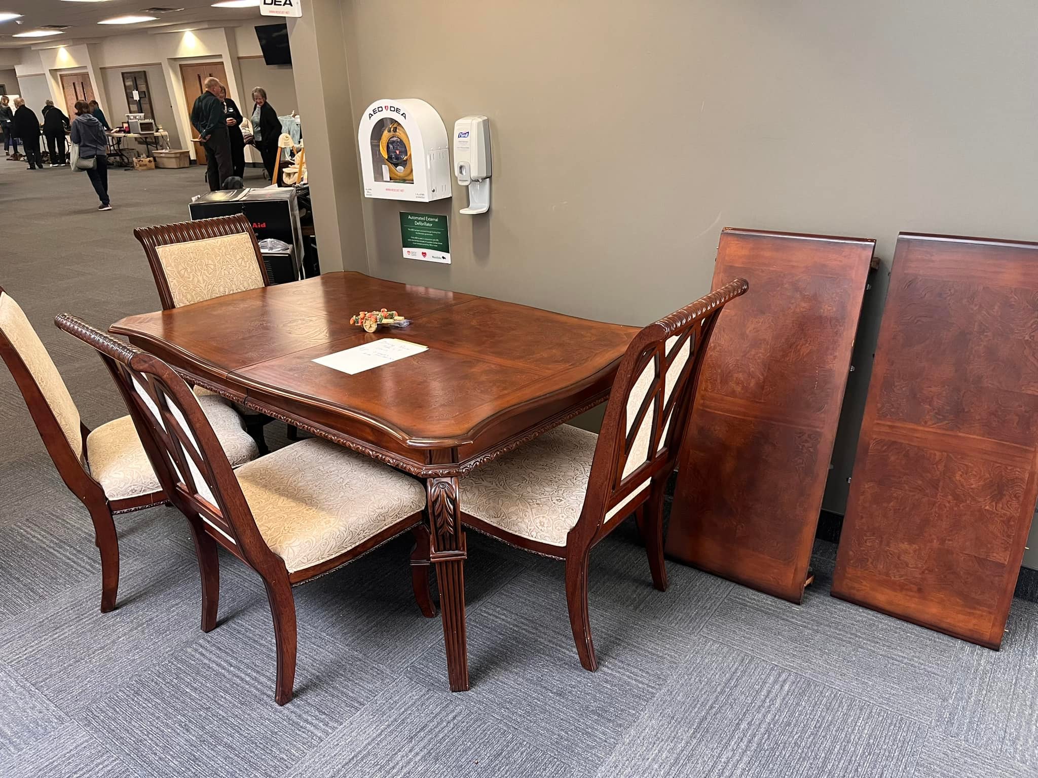 Beautiful garage sale dining set find