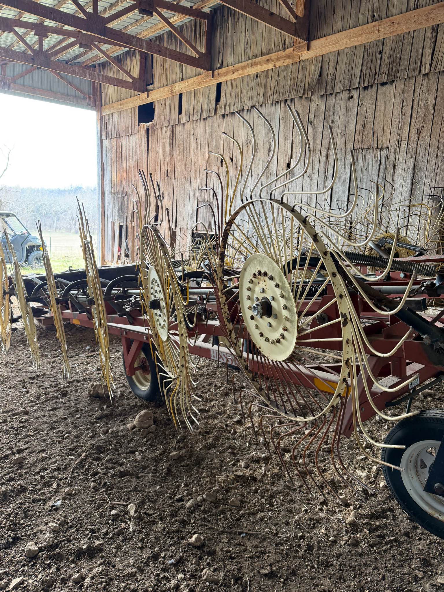 Hesston 12 wheel hay rake - Trailers - Jefferson City, Missouri ...