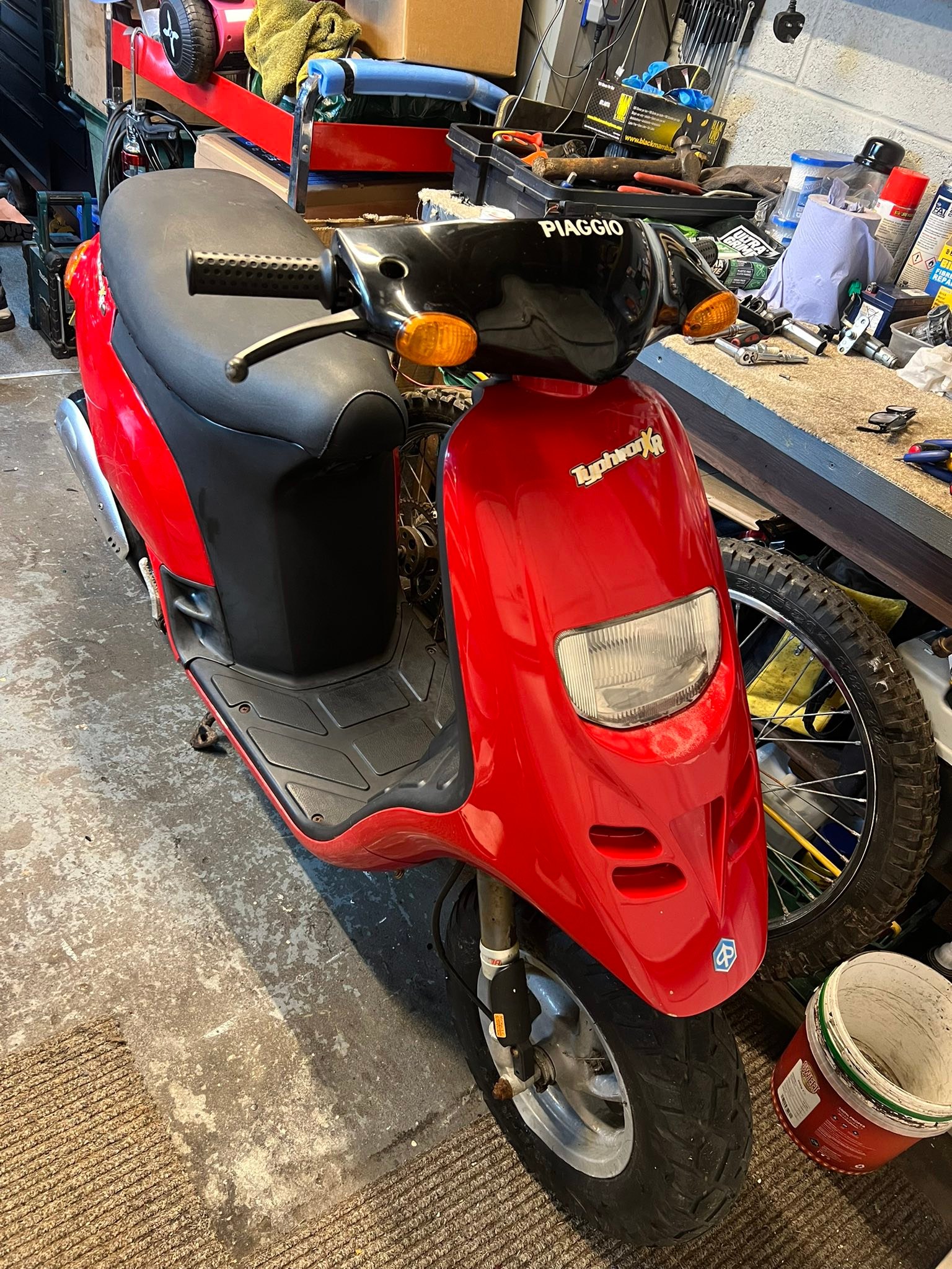 Hello guys, I have a Piaggio Typhoon 80 original, can anyone tell 