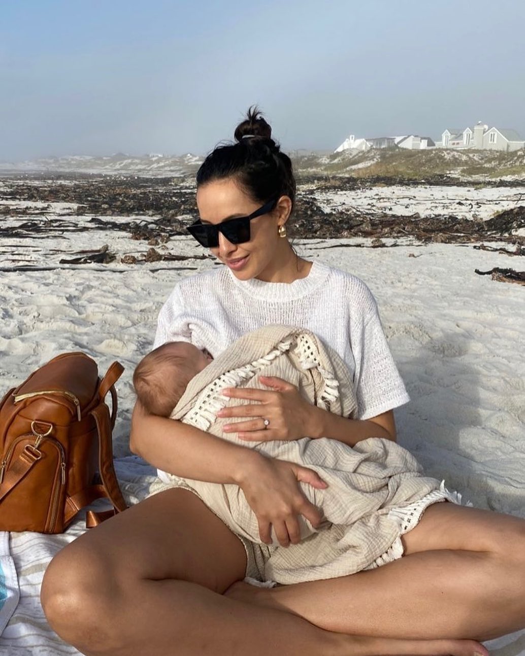 MAZH Babies - This beautiful weather allows a beach day...