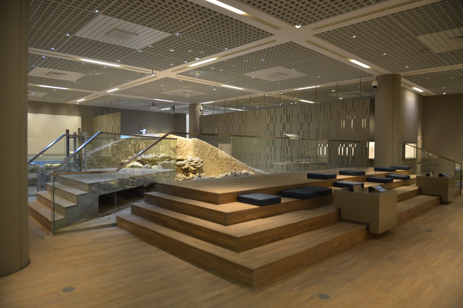 ERCO - The Bahrain National Museum - The Hall of Dilmun... | Facebook