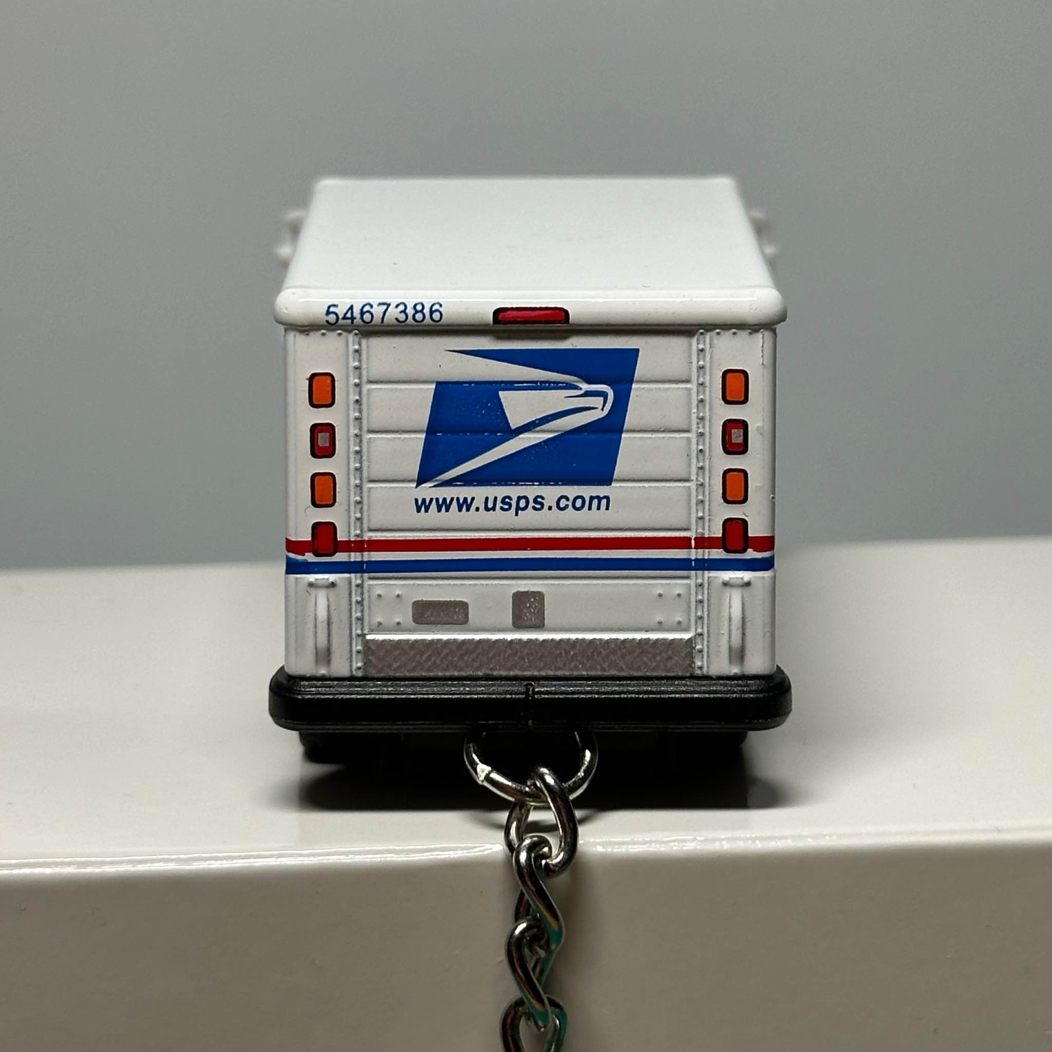 USPS Postal Truck Die-Cast Windup Pullback Keychain - Key Chains ...