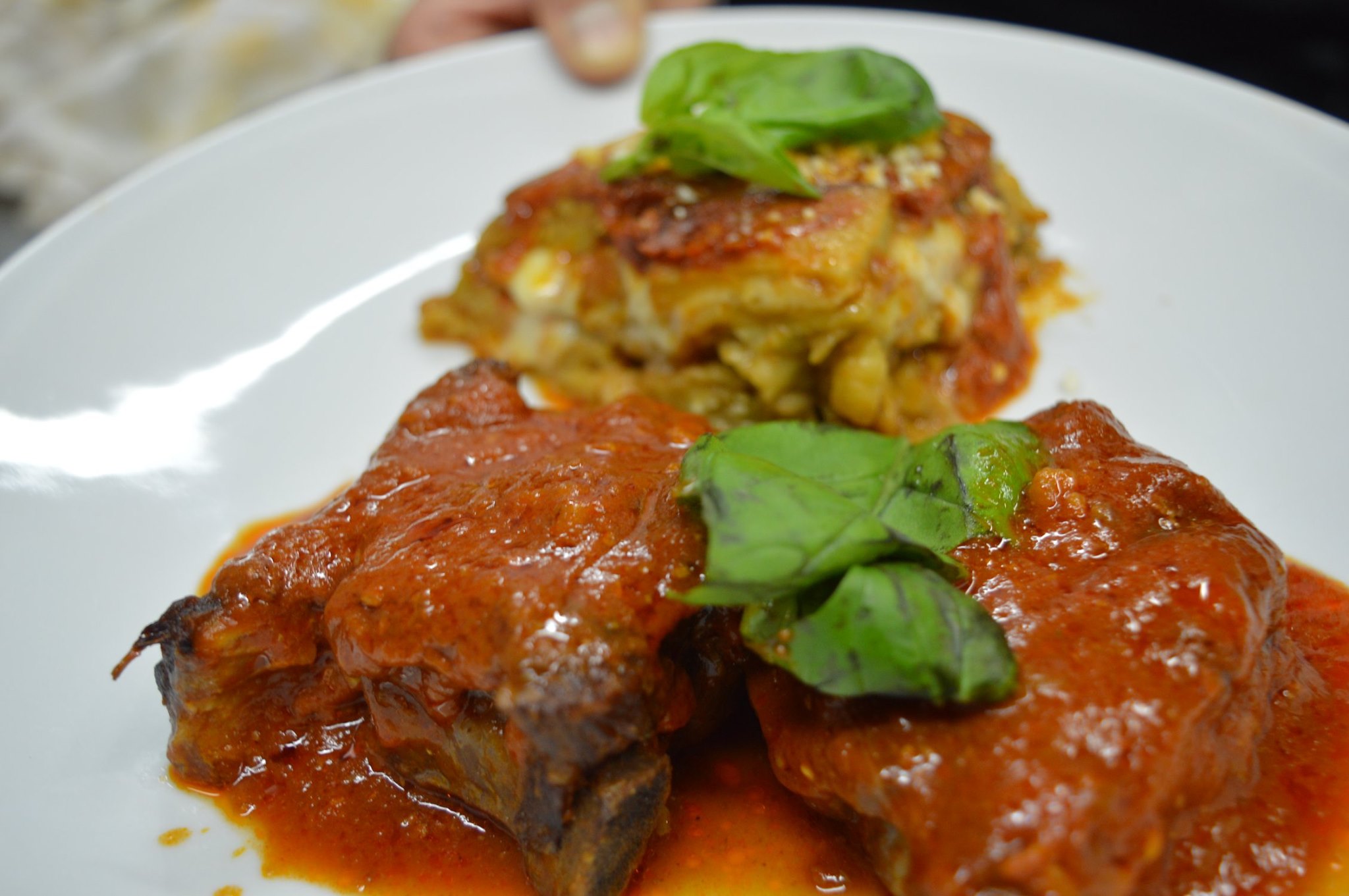 Ristorante - A NAPOLI IL RAGÙ È UNA FILOSOFIA DI VITA!!! Tradizionale ...