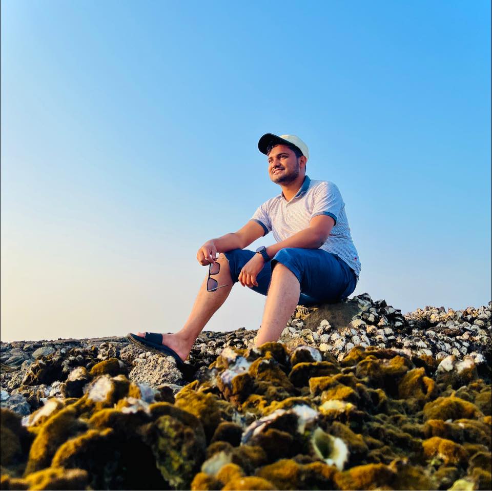 Mohsiul - Laboni Mostofa Labonno eije ne photo credit🥱 | Facebook