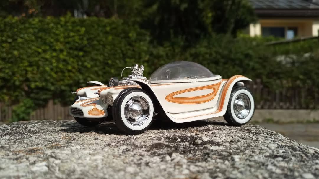 Customized Big Daddy Roth's Beatnik Bandit model car