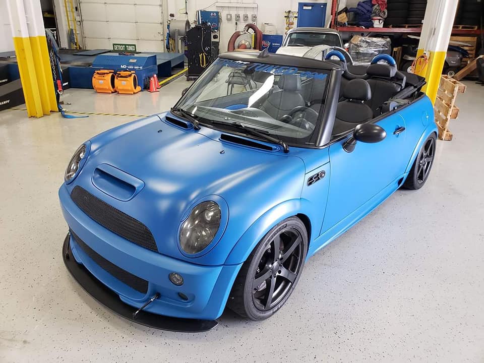 💙 MINI R52 blue mat 💙 - MINI France Picture