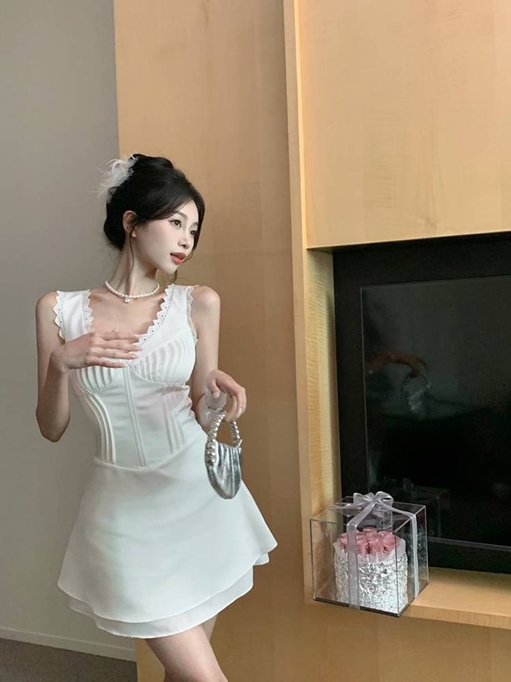 โกดังคลังสินค้า - (emoji) #vipak Price530 White lace... | Facebook
