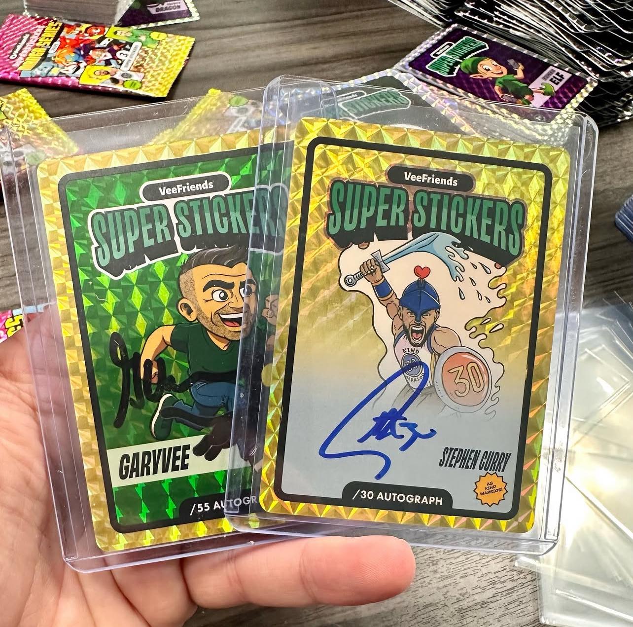 Featuring a GAME-WORN Steph Curry Patch! ? 2024-25 Panini 