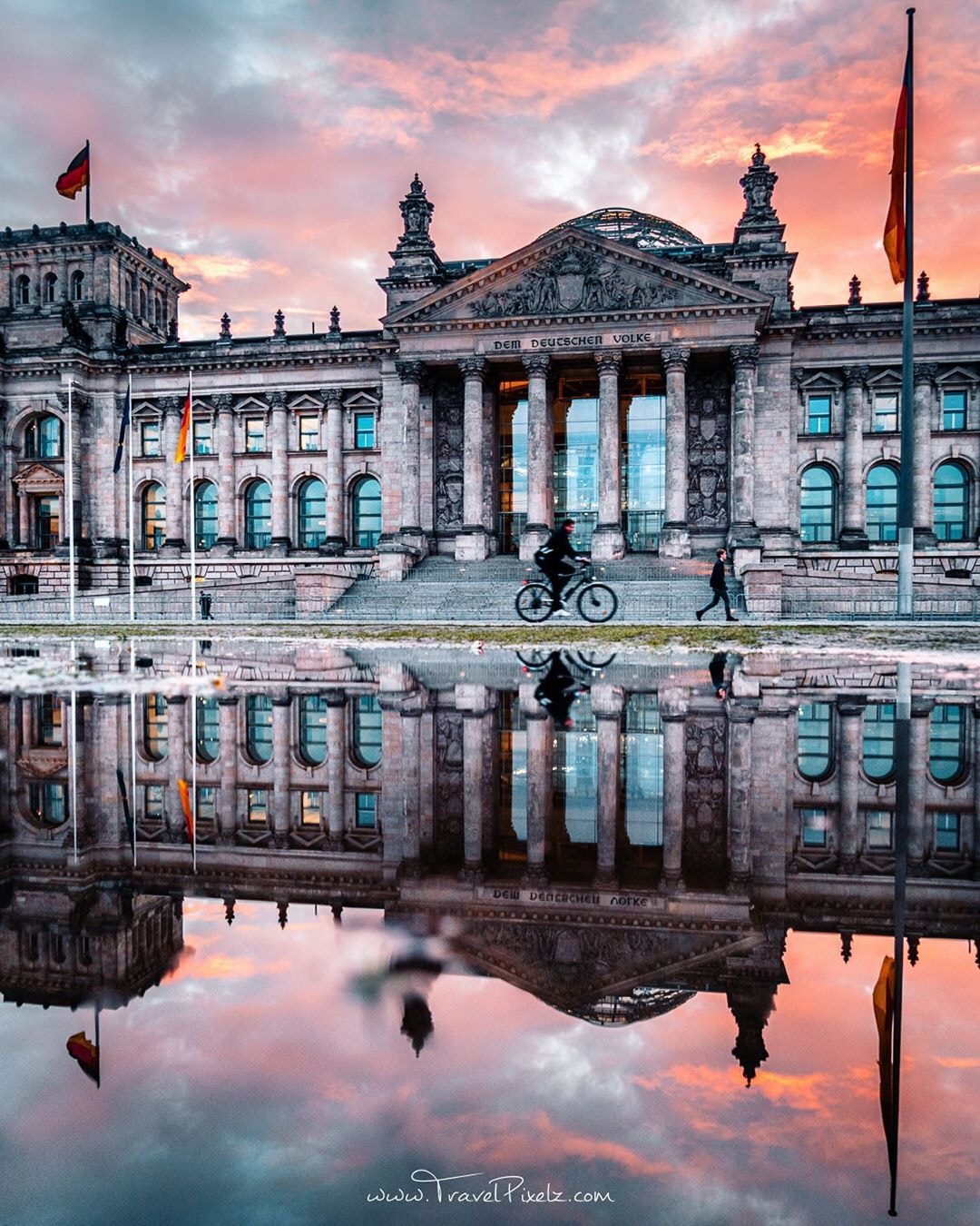 Ida - ️ The Reichstag Building is a historic edifice in Berlin, Germany ...