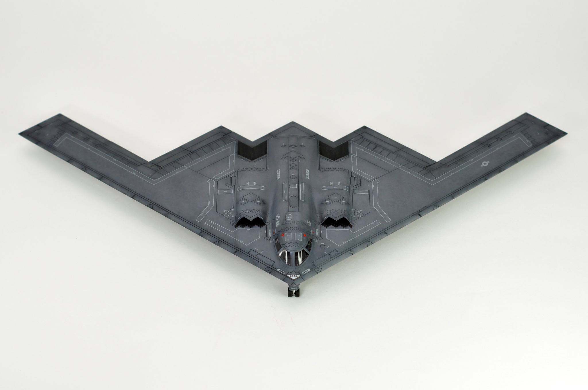 Academy 1/144 USAF B-2A 'Stealth Bomber'