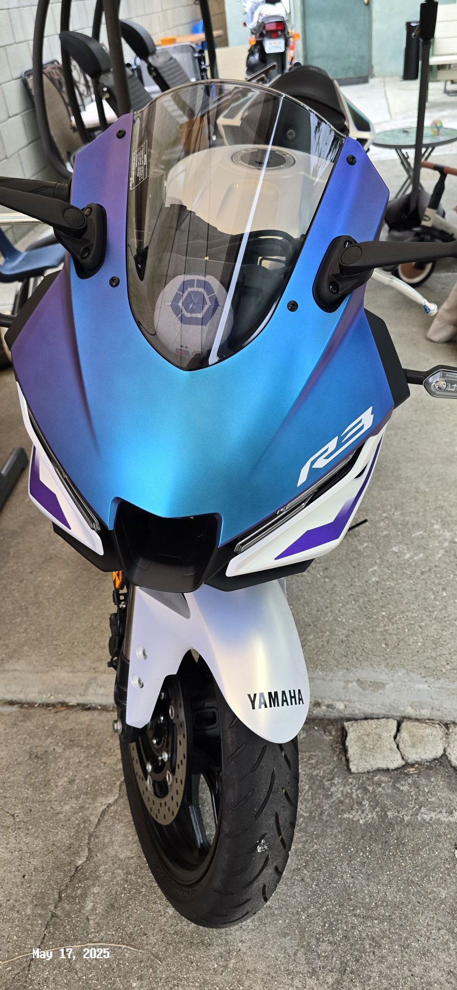 R3 Lunar White owners club | Kinda thinking about removing the R3 ...