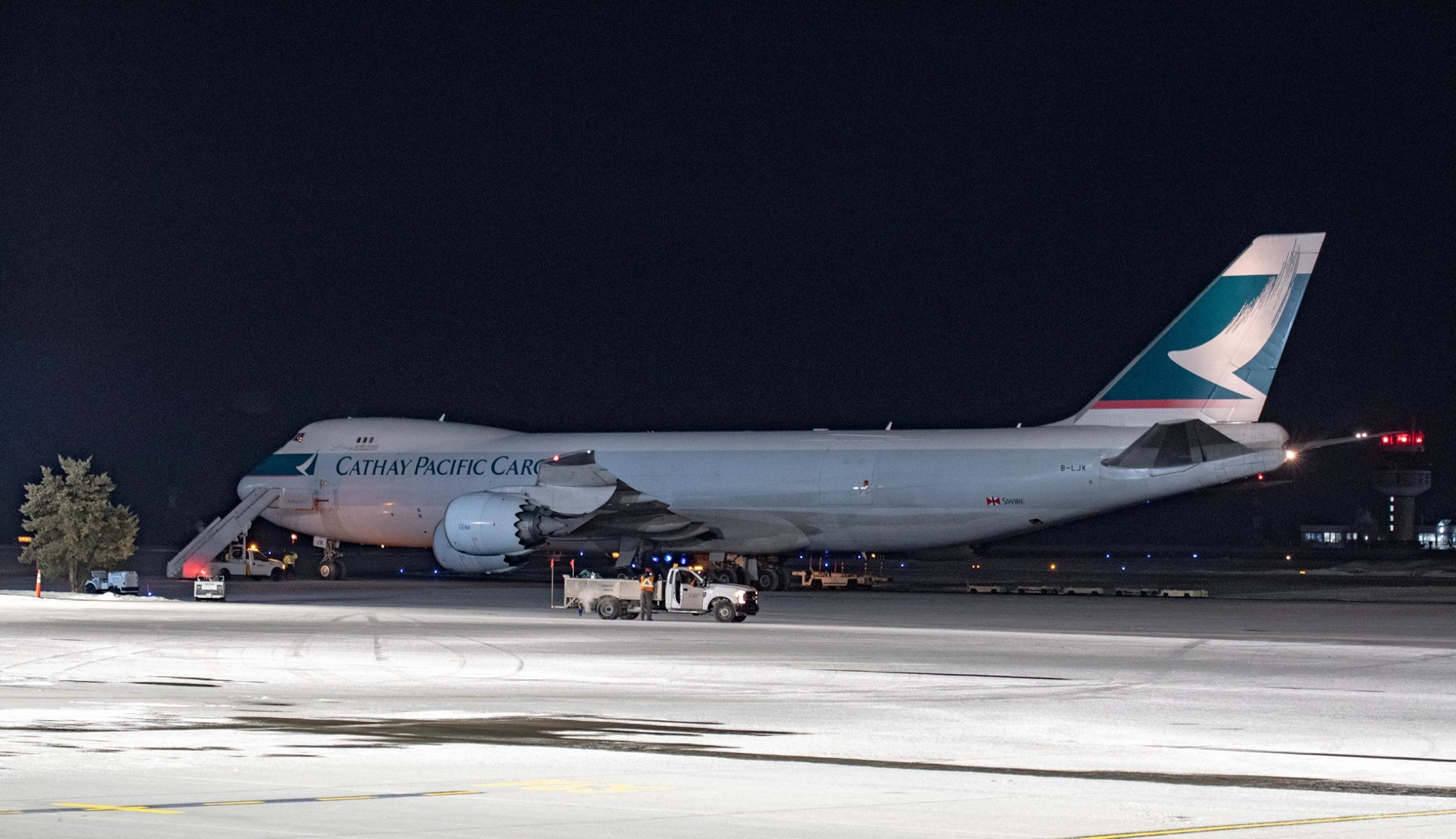 A new commercial 747-8 costs approximately $400 million.