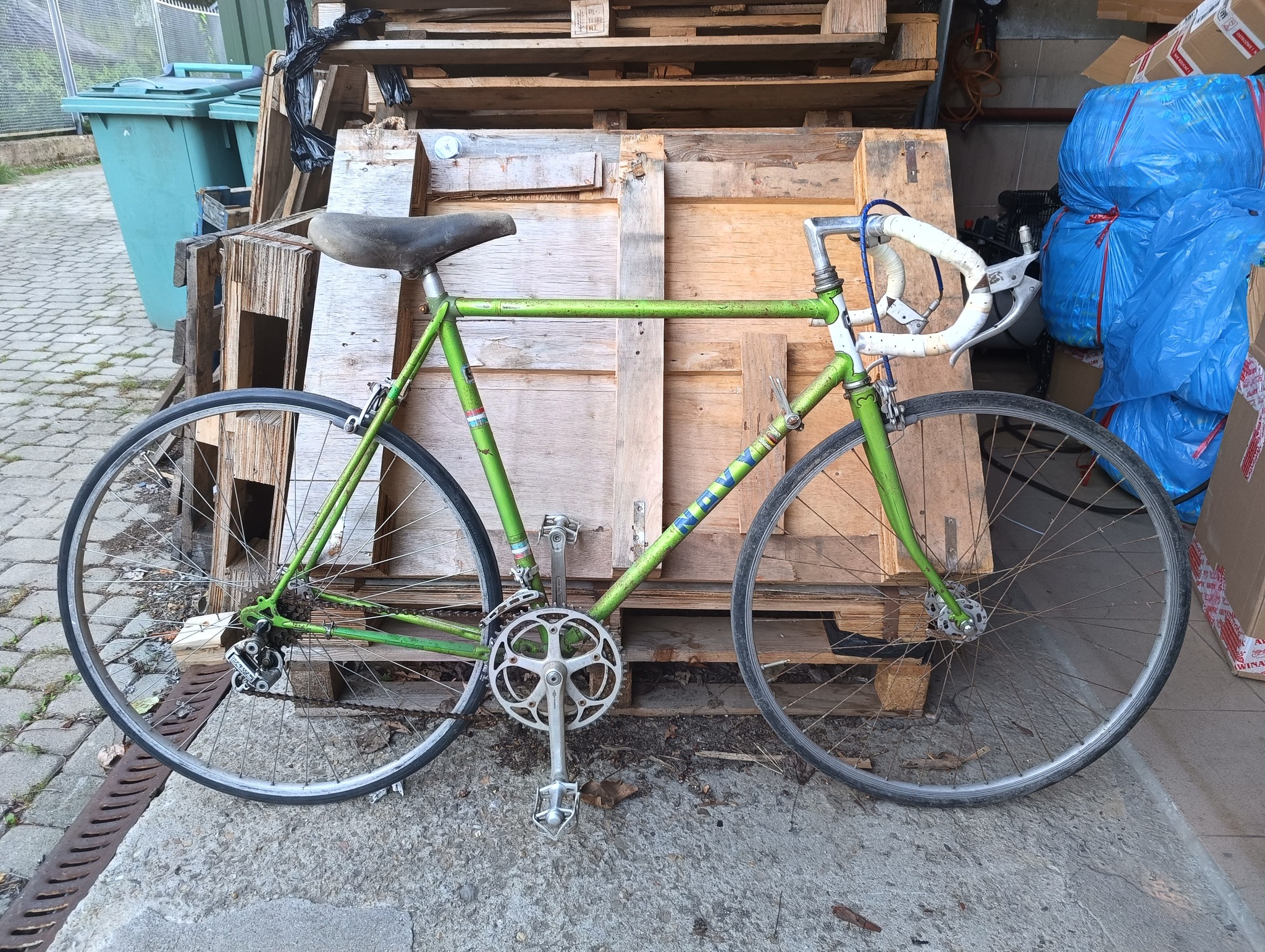 Hi! Can you help me identify this bike?