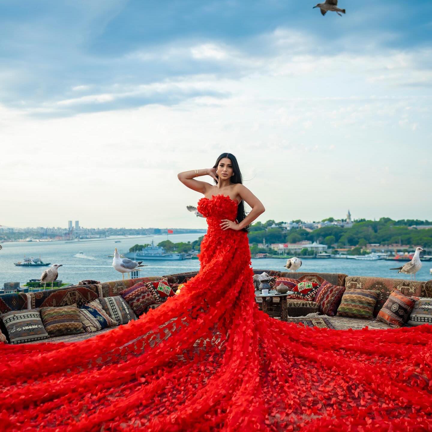 Leona - Seni seviyorum Istanbul 🫶🏼🇹🇷 | Facebook