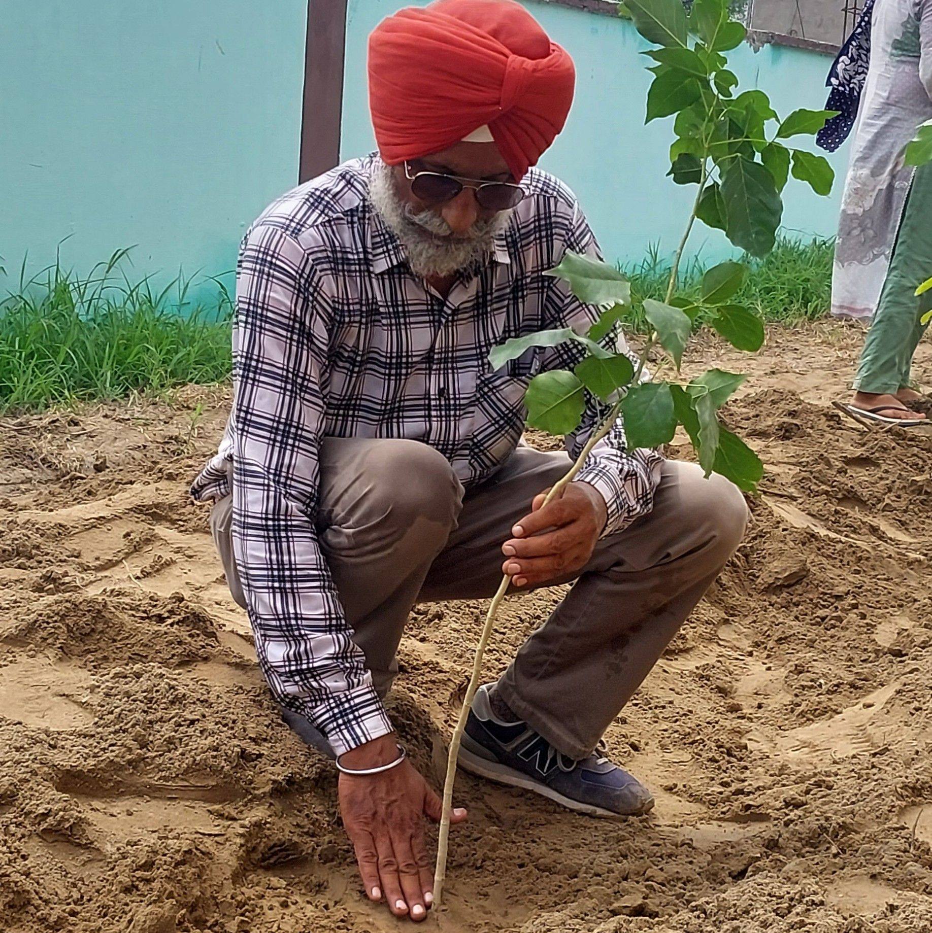Sub:- Math (Grade 4-5) (Volume/Measurement of Liquid) | Sarvjit Singh