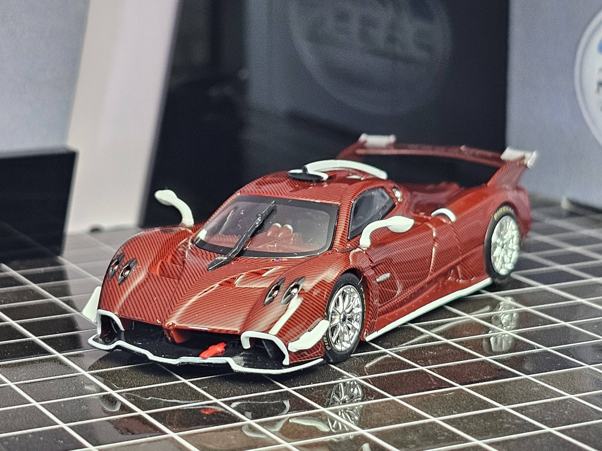 Huayra R in red carbon 🔥