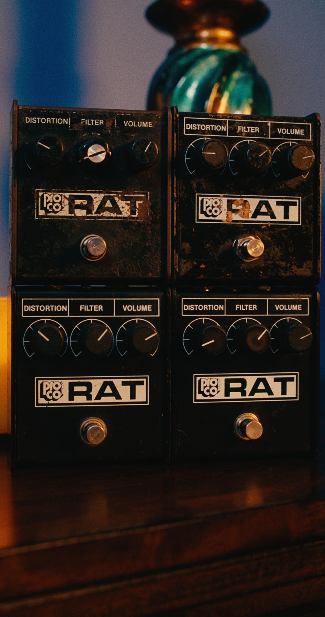 Small box family Proco RAT whiteface 1984,blackface 1987,V.2 1991